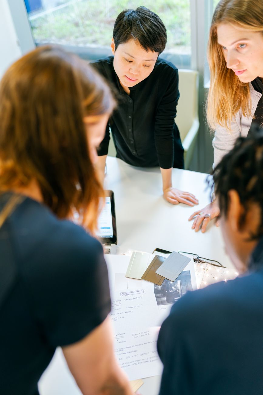 Newsroom investigation and reporting collective at Omvera